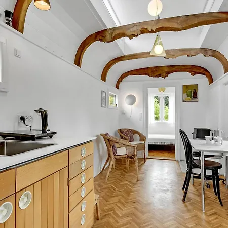 1 Bedroom Gorgeous In Hébergement de vacances